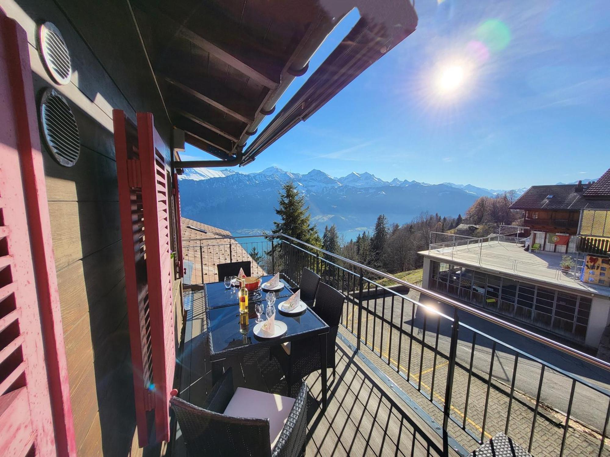 Chalet Lilo 4 Zimmer Big View Beatenberg Bagian luar foto